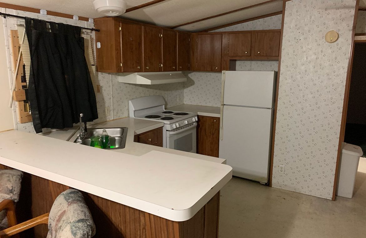 1999 Belmont Summit Mobile Home